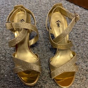 Fioni Night gold and gold sparkle strap high heels